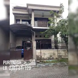 Rumah Dekat Perkantoran di Perum Puri Indah Sidoarjo Kota