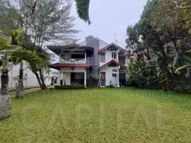 RUMAH LUAS di CIPEDES - SAYAP PASTEUR