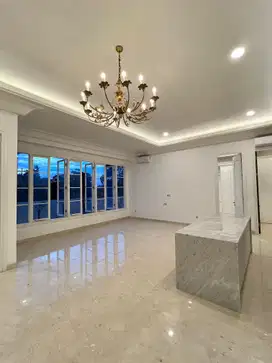 DIJUAL RUMAH MEWAH KEMANG SEMI FURNISH HARGA NEGO