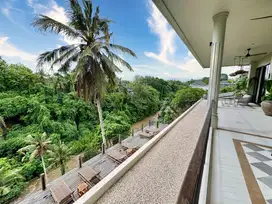 SERENE SIX-BEDROOM VILLA OVERLOOKING RIVER AND VALLEY IN UBUD