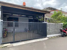 Termurah Rumah Strategis Komplek Kembar Bkr Bandung Kota