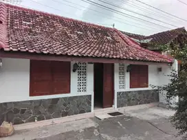 Jual rumah homestay di jl prangtritis dekat kraton Jogjakarta