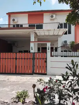 Jual rumah 2 lantai dekat komplek pertamina purwomartani kalasan slema