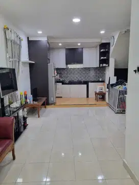 Sewakan Rumah Di Kelapa Gading 5 Bedroom Rapi Nyaman