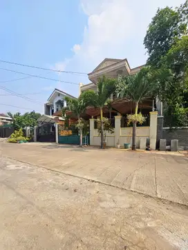 MURAH! SUPER NEGO! Rumah Dijual Meruya Selatan. Jalan Lebar, Komplek