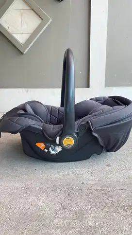 BABY CARRIER & INFANT CARSEAT 2in1