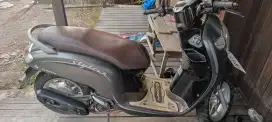 Dijual Honda Scoopy tahun 2019 pajak nya sudah bebayar bulan 2 tadi