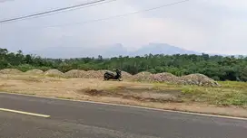 Tanah Murah || Di Jl. Raya Mesjid Endansing Darangdan Purwakarta.
