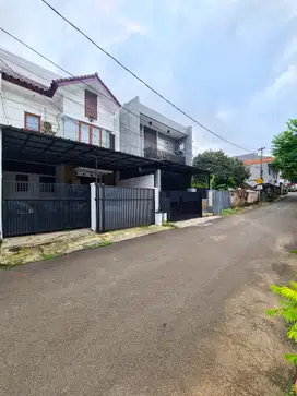 30 meter aja ke Pejaten Raya. Rumah Dijual pejaten. NEGO sd DEAL
