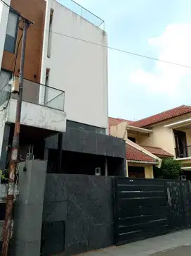 Rumah LT 166m² di Jl Bambu Kuning Pondok Aren Tangerang