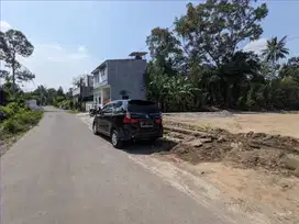 Tanah Apik Dekat SD SMP SMA Budi Mulia Jl. Tajem Maguwoharjo Sleman