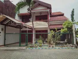 Rumah Klampis Semolo Timur  emmi xmpc