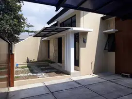Rumah Modern Minimalis dekat kampus UII Jakal Yogyakarta
