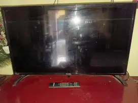TV led 32' inch sharp
