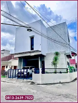 Hook Rumah di Banguntapan Dekat JEC