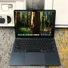 MacBook Air M2 13 Inch 2022 16/256Gb Garansi Ibox On 2025 Fullset