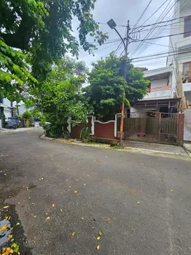 Dekat PIM, Gancit. Rumah Kebayoran Lama - Gandaria Area Dijual. NEGO