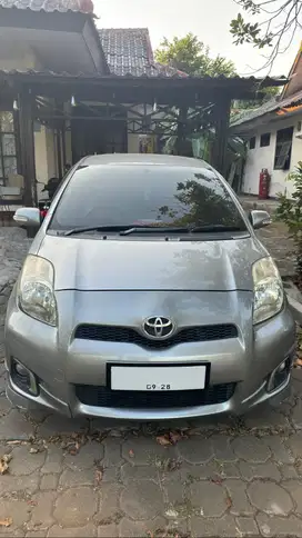 Toyota Yaris 1.5 E MT 2012