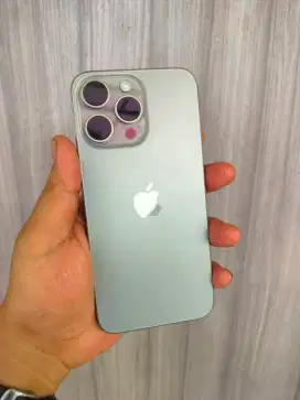 Iphone 15 promax 256 natural titanium inter