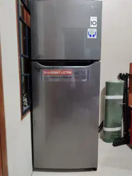LG Kulkas 2 pintu