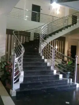 Railing Tangga, Pagar, Canopy Kanopi, Tralis Teralis, Rangka Atap Baja
