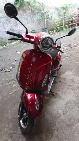 Rp15.600.000
Rp16.600.000
6%
Sepeda Motor Listrik BF Goodrich BF-V7