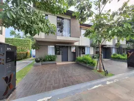 di Jual Rumah XYZ Livin X2 Hoek Ready awal tahun 2026 Free Furnish