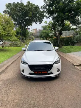 Mazda2 Mazda 2 R SkyActive Matic 2019