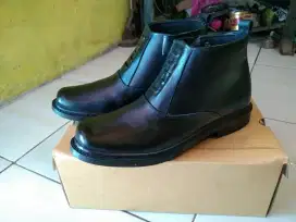 Sepatu pdh pria kulit