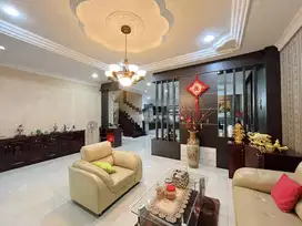 Villa di Komplek Makmur Indah (Adam Malik)