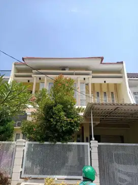 RUMAH MEWAH MODERN MINIMALIS SIDOSERMO PDK. SELANGKAH KE PLAZA MARINA