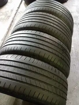 Bridgestone alenza 255 50 R21