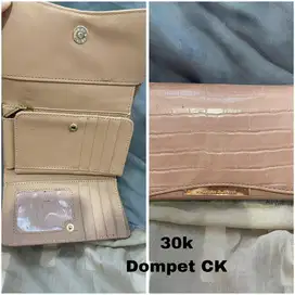 Dompet brand charles n keith