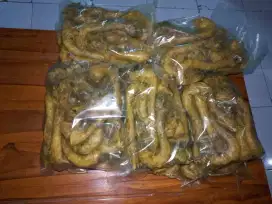Kepala bebek ungkep isi 11