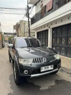 Pajero exceed 2012 matic istimewa siap pakai