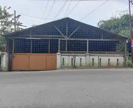 DIJUAL GUDANG WORSHOP PINGGIR JALAN H MIING CISEENG