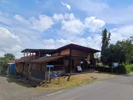 Luas 300 m², Akses Jl. Solo-Smg | Murah Hitung Tanah Saja di Ungaran