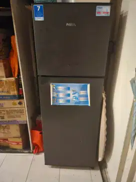 Kulkas 2 pintu bekas