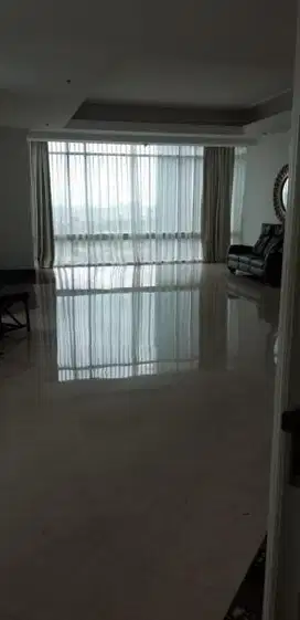 For Rent Four Seasons Apartment 3 BR 200 sqm