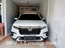 BR-V prestige metik