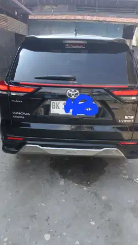 Innova zenix hybrid