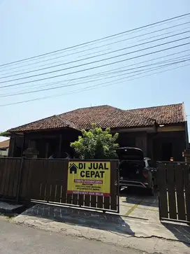 DIJUAL TANPA PERANTARA RUMAH GEBYOK JATI ASLI (JOGLO)