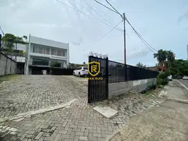 Disewakan Tanah dan Bangunan Kantor Jalan Panjang