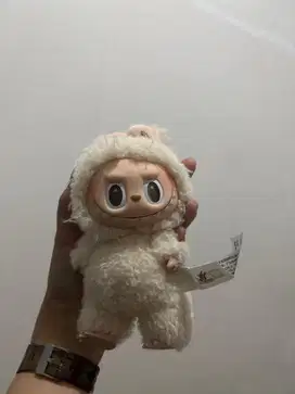 Labubu version 1