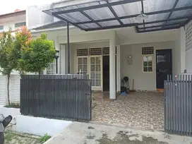 Rumah Siap Huni Dalam Cluster Kasuari Bintaro Sektor 9