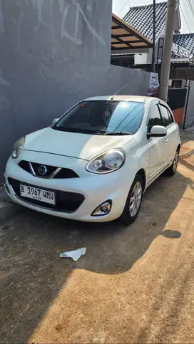 Nissan March CBU 1.5 XS AT 2013
