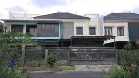 Dijual rumah mewah hoek di Heliconia, Harapan Indah 2. Bekasi