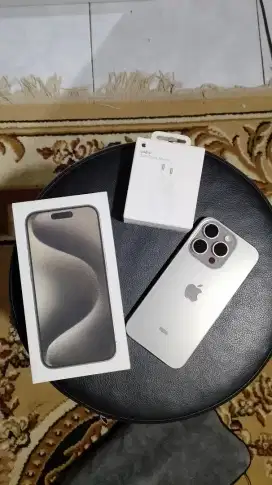 iphone 15pro 128GB natural titanium