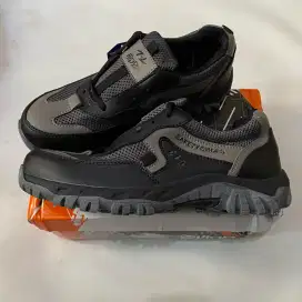 Hipzo Sepatu Safety Outdoor Kerja Proyek Tambang Gunung Hiking Travel