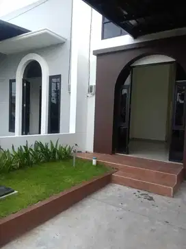 Sevila Model Terbaru di Cemandi